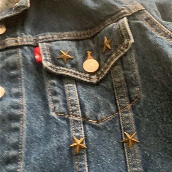 Levi’s Blue Denim Jacket - Picture 4 of 10